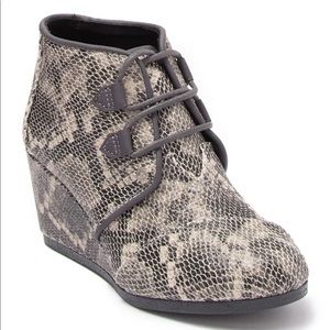TOMS Kala Snake Ankle wedges